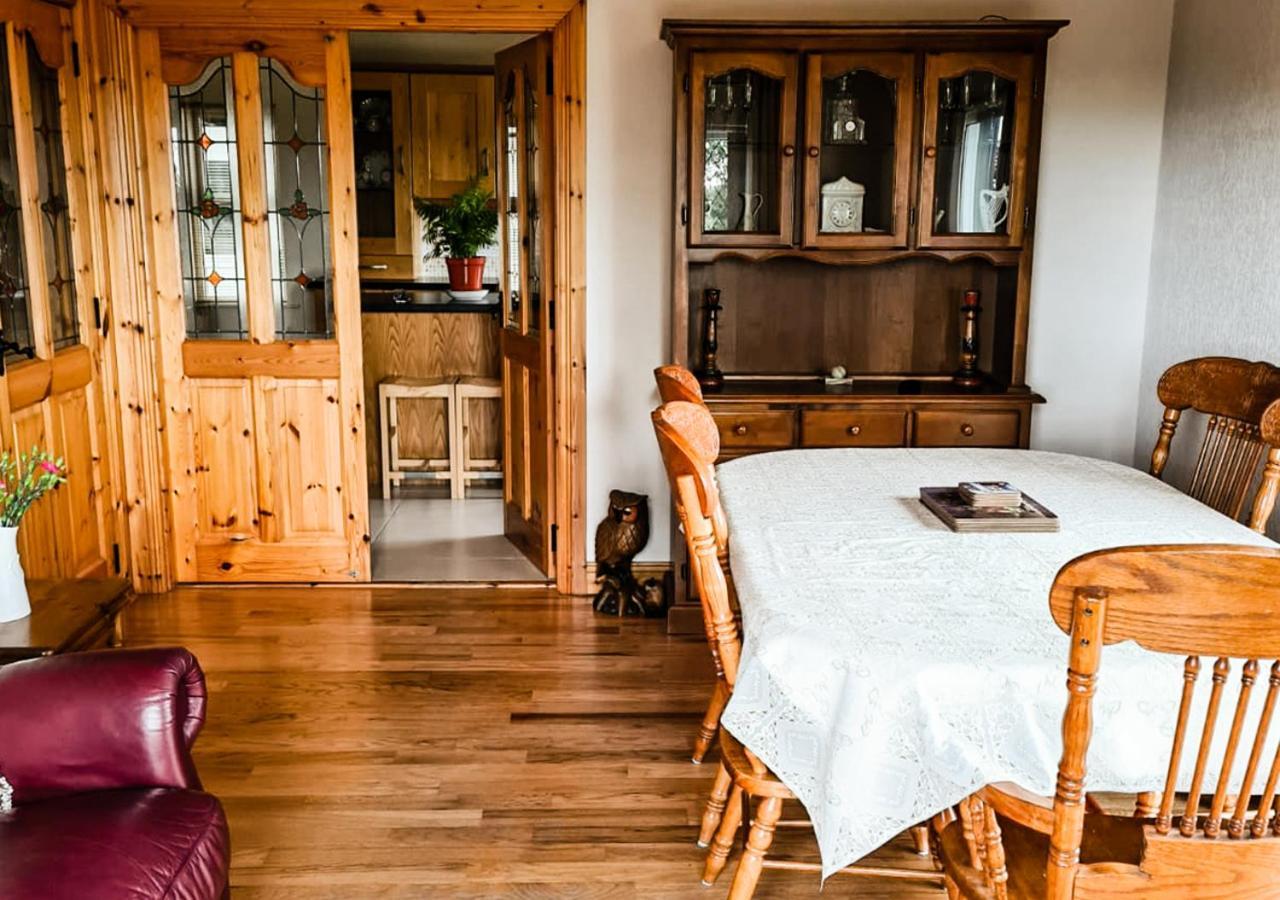 Moat Holiday Rental Lisnaskea Esterno foto