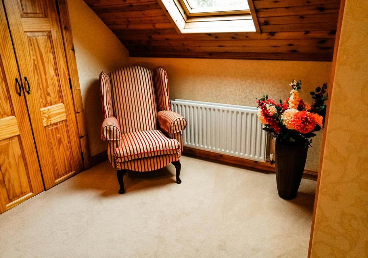 Moat Holiday Rental Lisnaskea Esterno foto