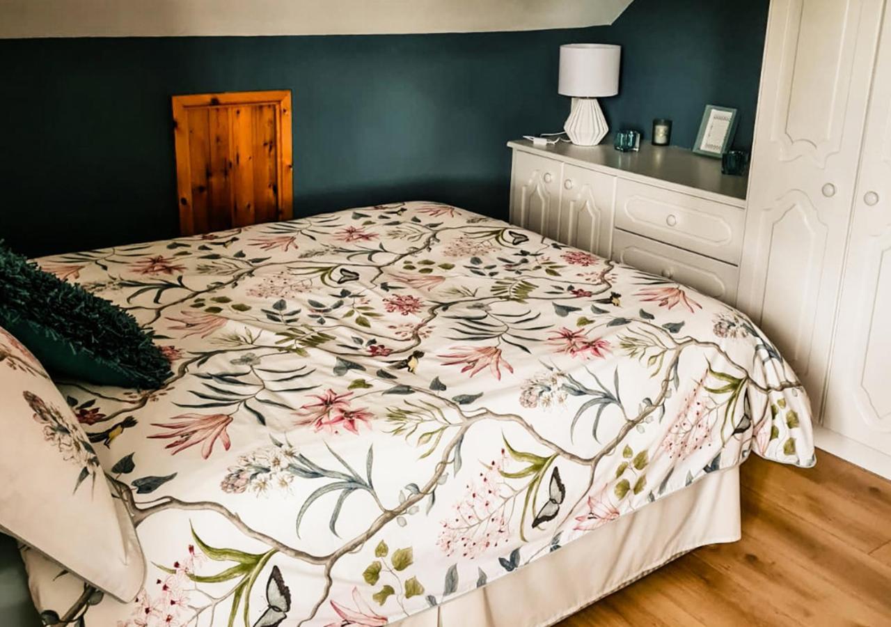 Moat Holiday Rental Lisnaskea Esterno foto